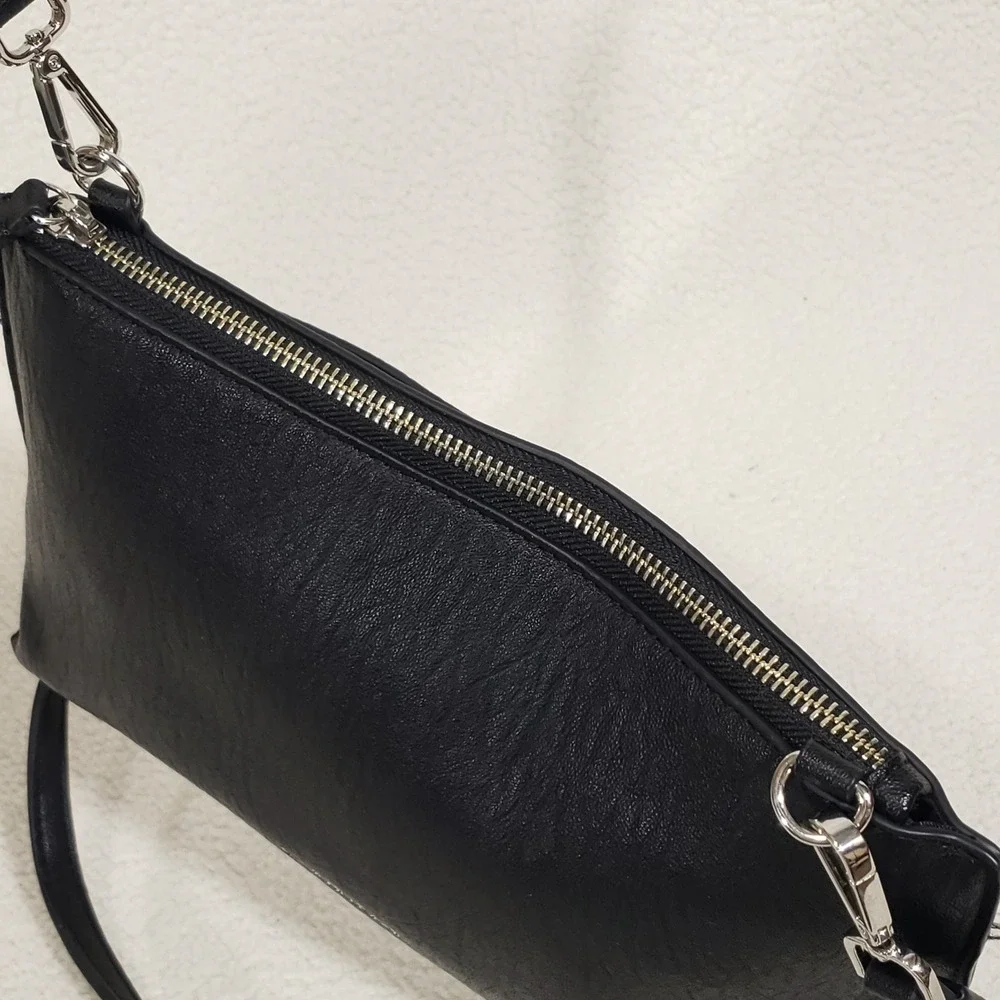 Calvin Klein Crossbody Bag‎ Women Small Black Faux Leather Logo Zip Minimalist